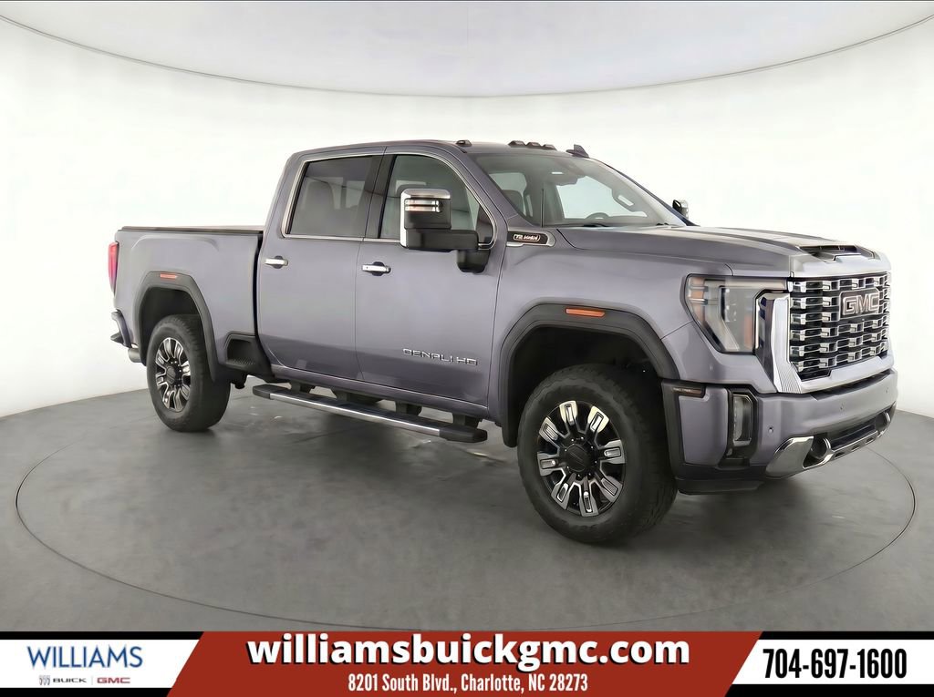2024 GMC Sierra 4WD Crew Cab Standard Box Denali's photo