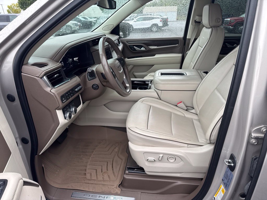 2022 GMC Yukon Denali - Photo 9