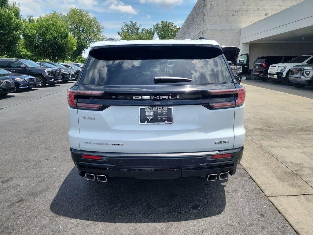 2026 GMC Acadia Denali Ultimate - Photo 7