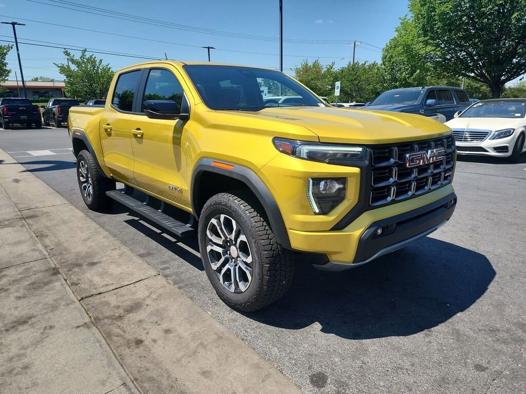 Used 2023 GMC Canyon AT4 Truck
