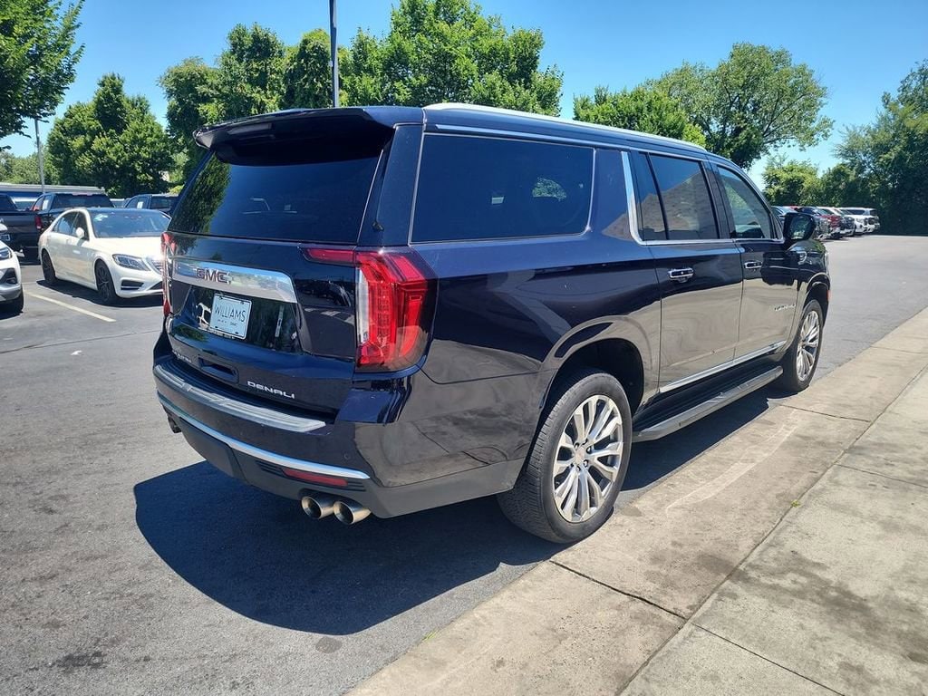 2022 GMC Yukon XL Denali - Photo 8