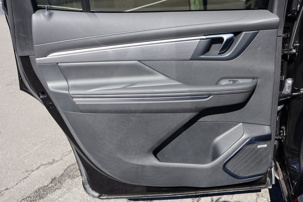 2025 Buick Enclave Preferred - Photo 18