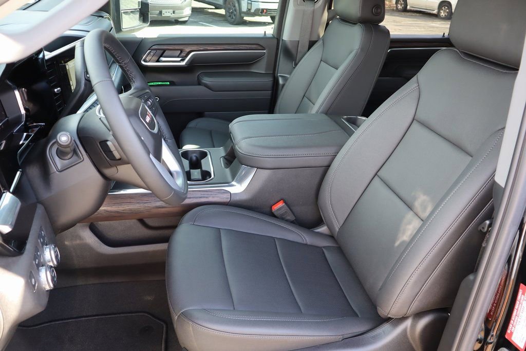 2025 GMC Sierra 2500HD SLT - Photo 13