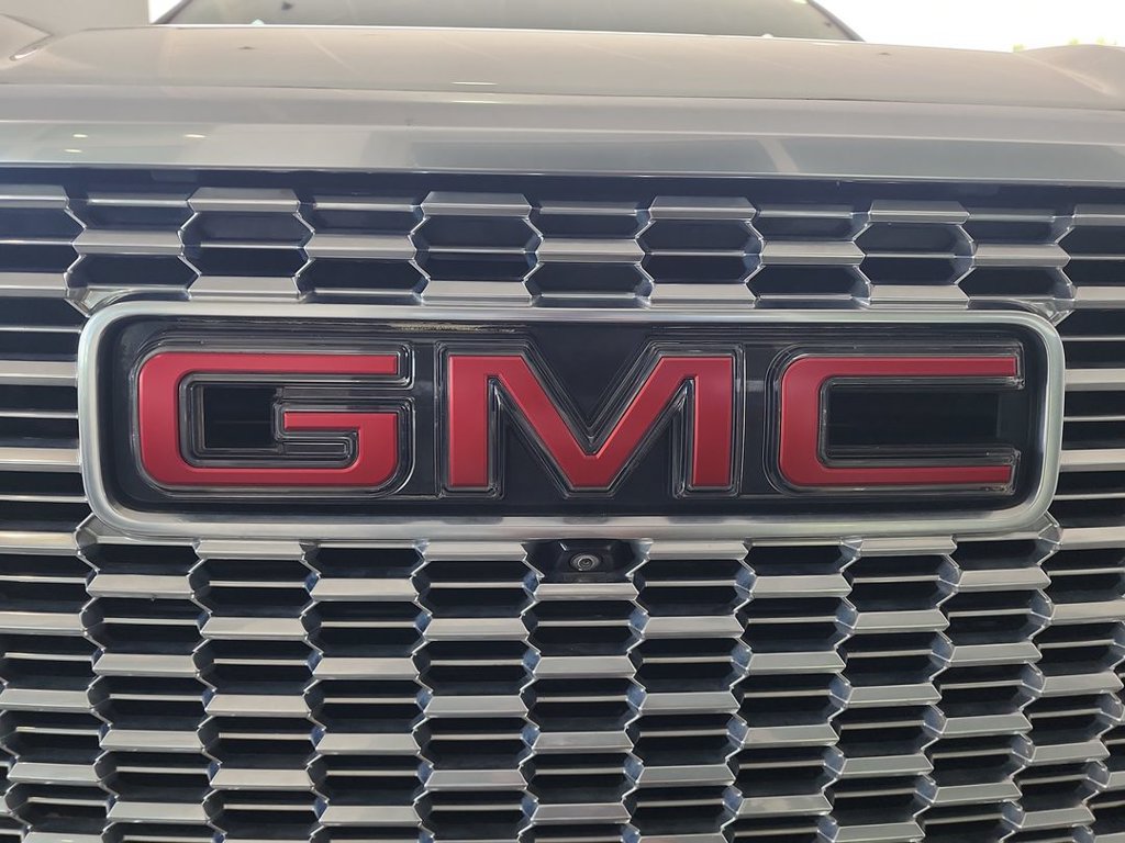 2021 GMC Yukon Denali - Photo 29