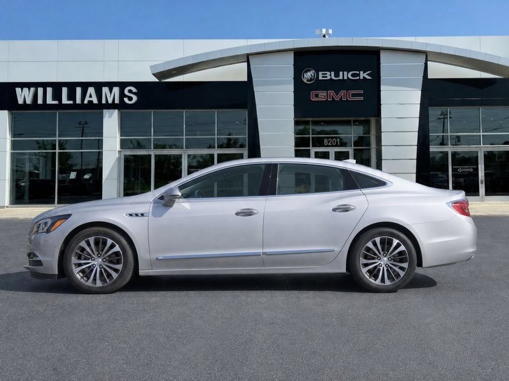 Used 2017 Buick Lacrosse Essence Car