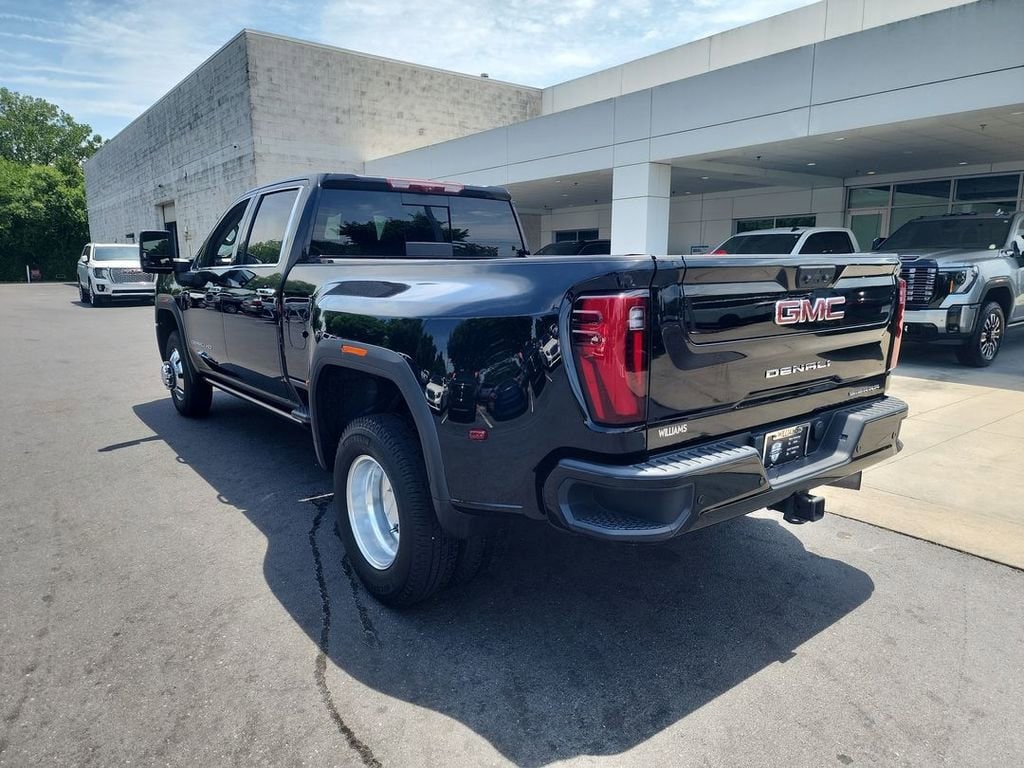 2024 GMC Sierra 3500HD Denali - Photo 6