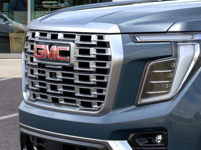 2026 GMC Yukon Denali - Photo 13