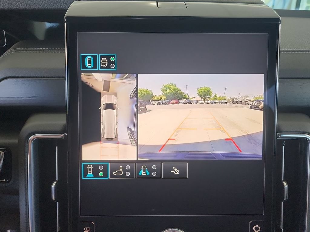 2025 GMC Yukon XL Denali - Photo 15