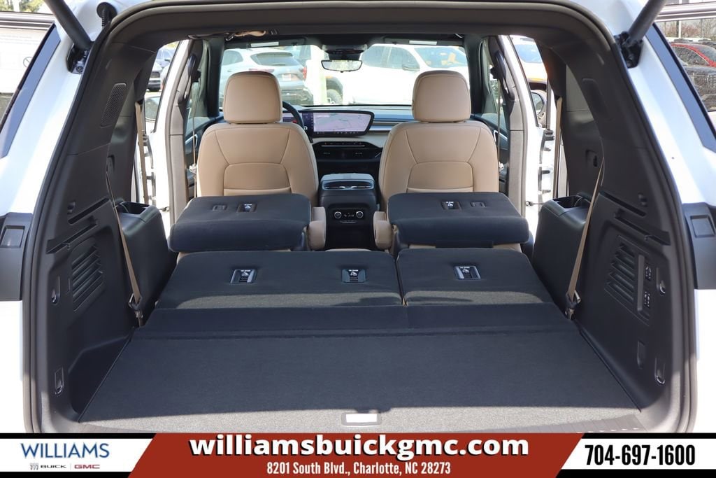 2026 Buick Enclave Preferred - Photo 8