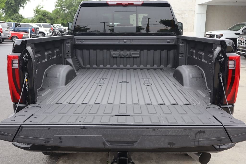 2026 GMC Sierra 2500HD Denali Ultimate - Photo 8