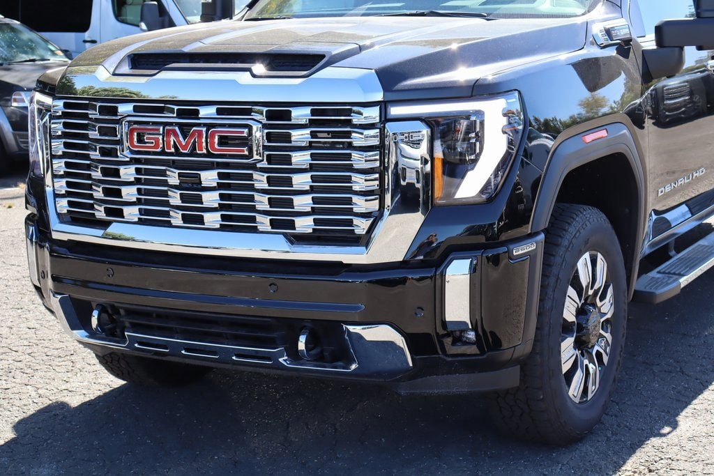 New 2025 GMC Sierra 2500 HD Denali Truck