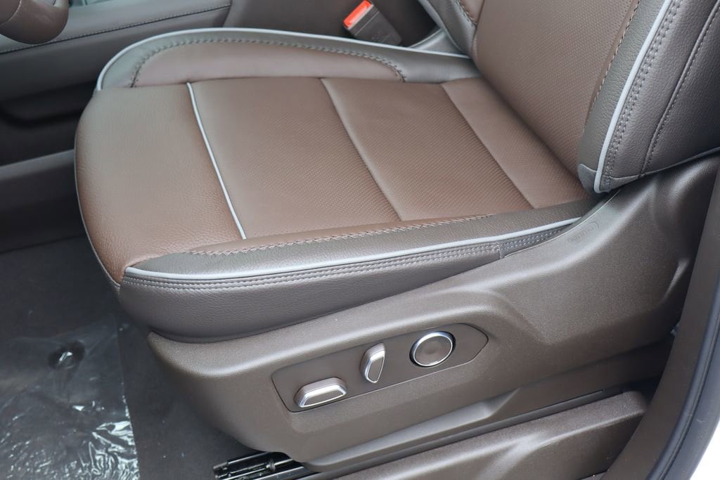 2026 GMC Sierra 1500 Denali - Photo 14