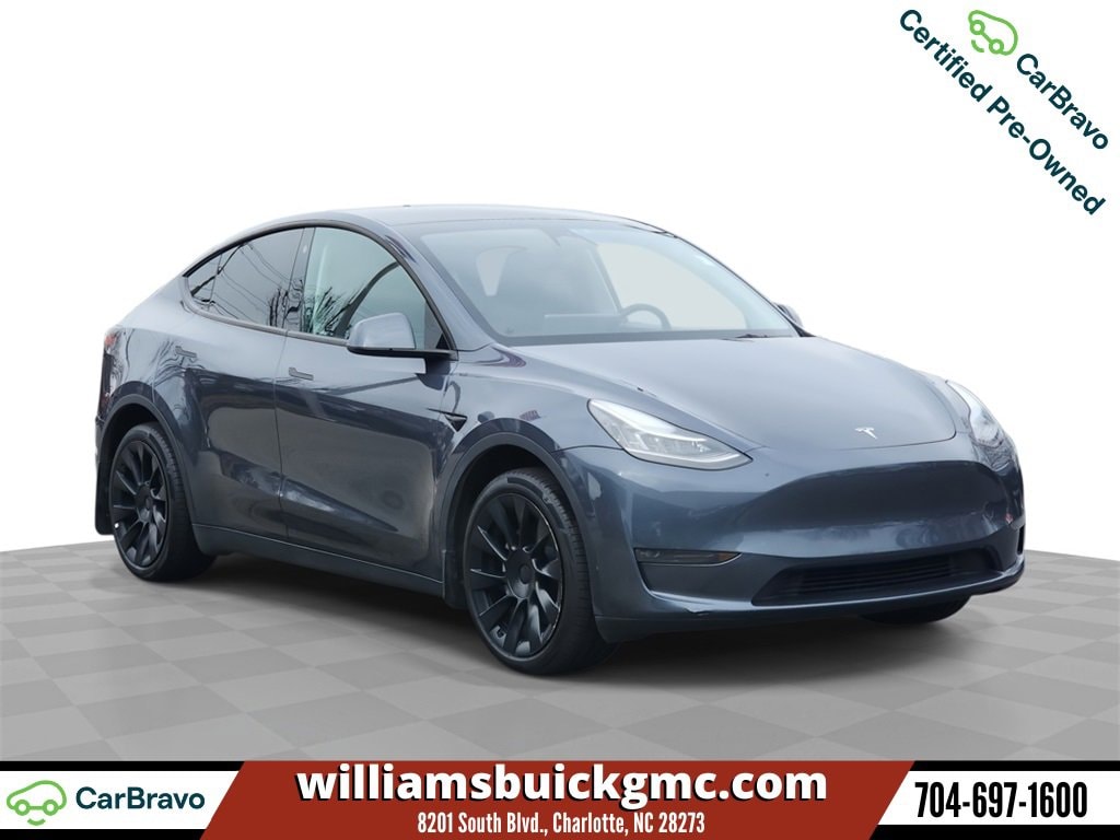 2023 Tesla Model Y Long Range's photo