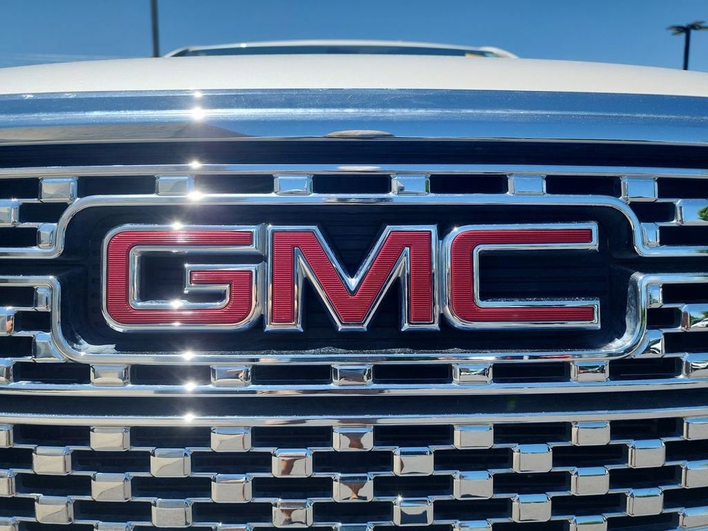 2019 GMC Acadia Denali - Photo 31