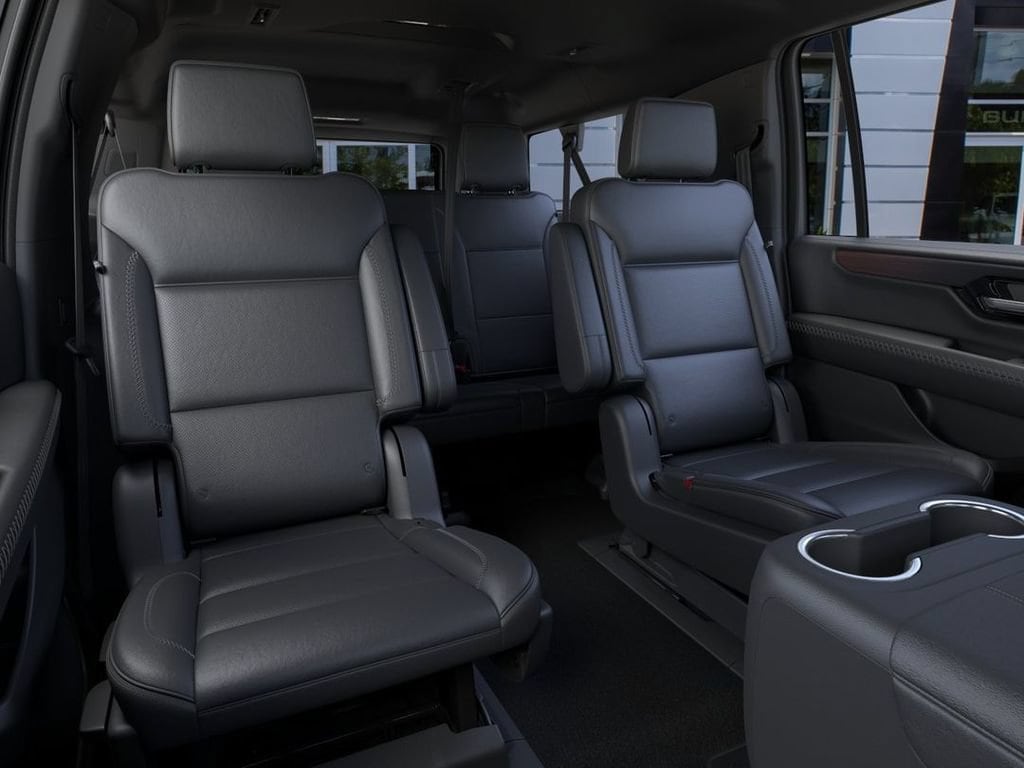2026 GMC Yukon XL Denali - Photo 17
