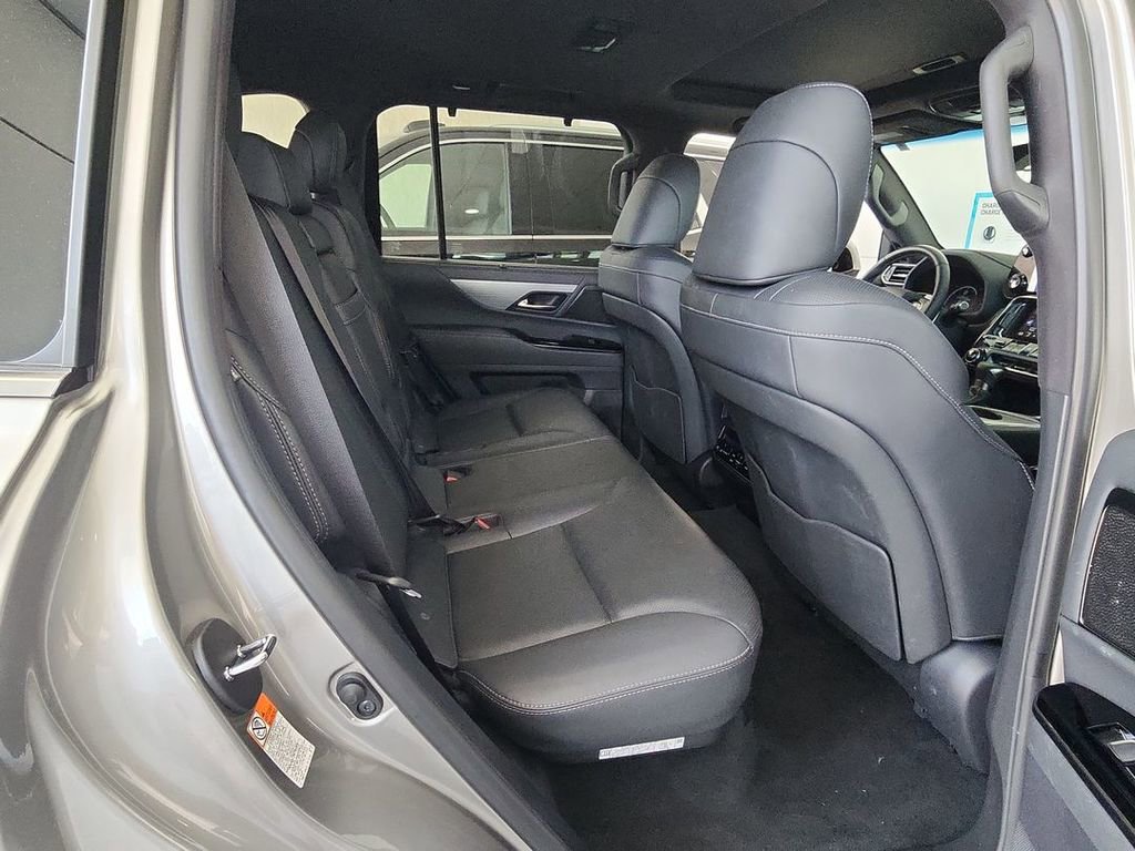 2025 Lexus LX F-Sport - Photo 27