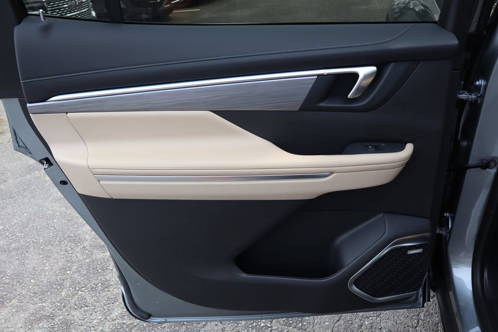 2026 Buick Enclave Preferred - Photo 19