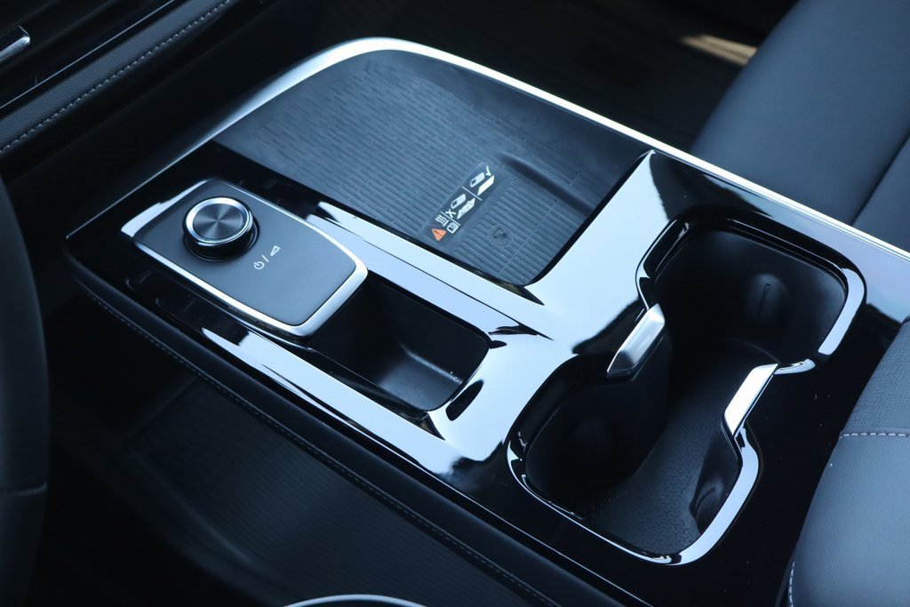 2025 Buick Enclave Preferred - Photo 17