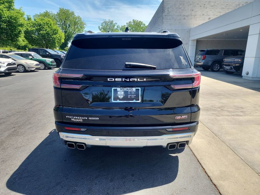 2025 GMC Acadia Denali - Photo 7