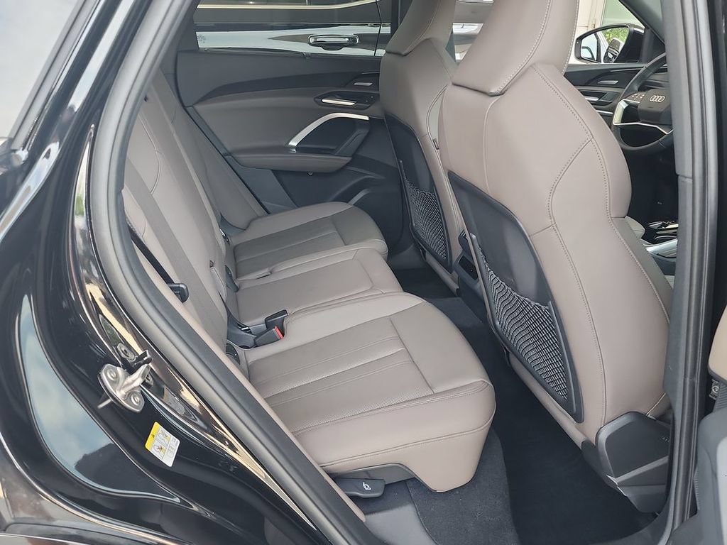 2025 Audi New Q5 Premium Plus - Photo 25