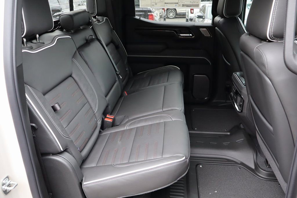 2026 GMC Sierra 1500 AT4X - Photo 24
