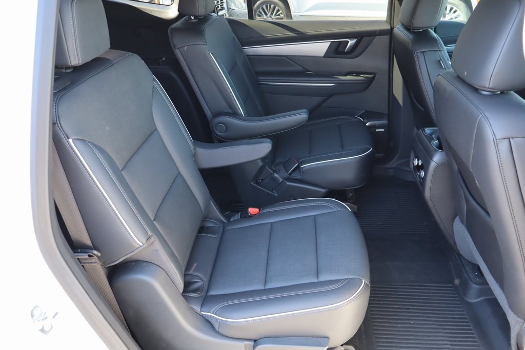 2025 Buick Enclave Preferred - Photo 23