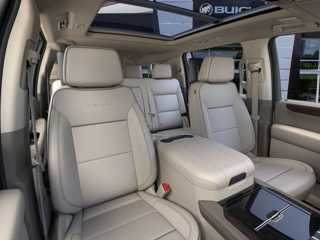 2026 GMC Yukon XL Denali - Photo 16