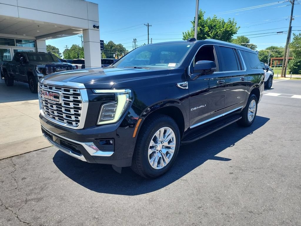 Used 2025 GMC Yukon XL Denali SUV