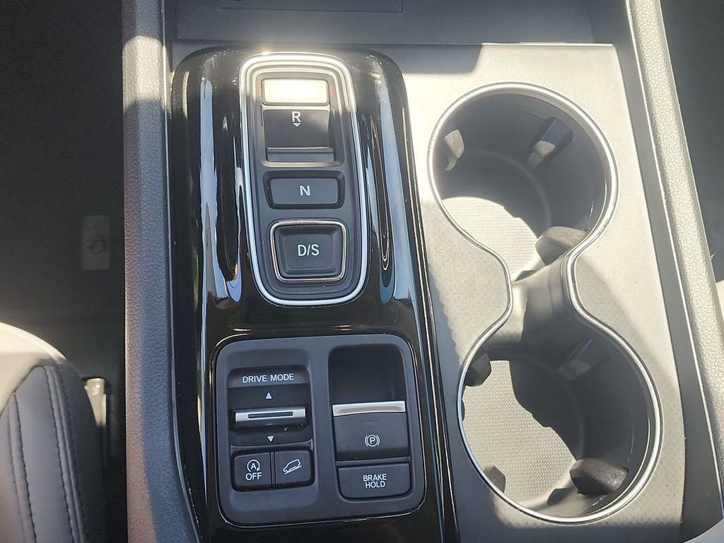 2025 Honda Pilot EX-L - Photo 15