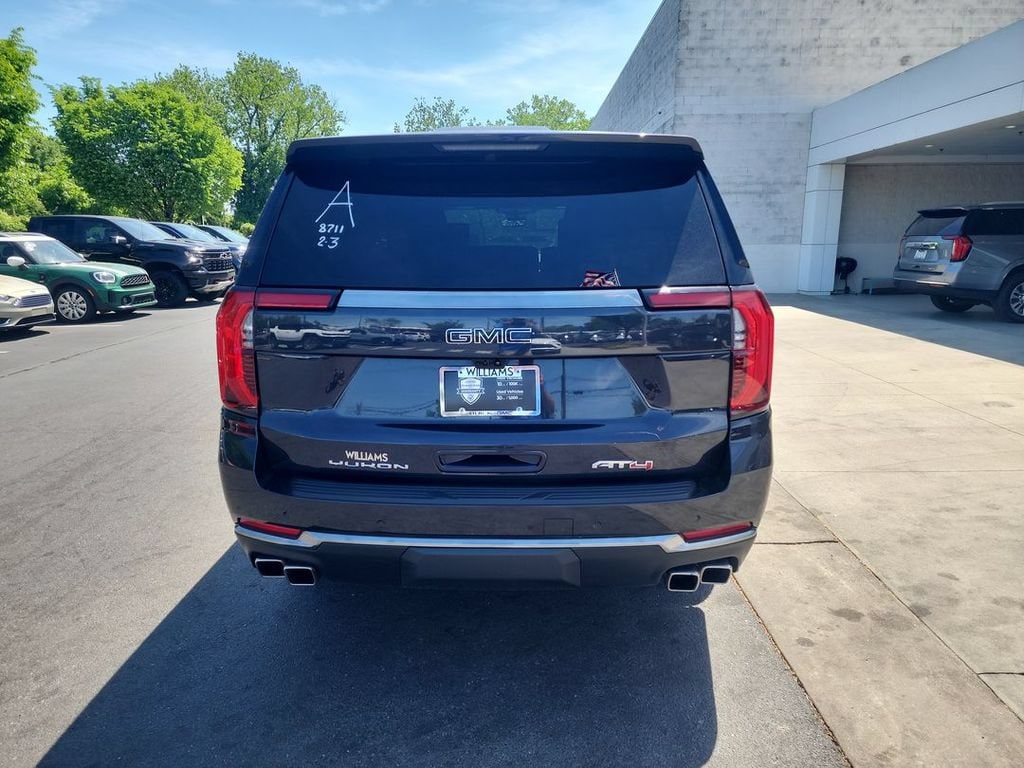 2025 GMC Yukon XL AT4 - Photo 7