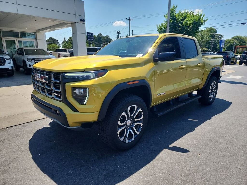 Used 2023 GMC Canyon AT4 Truck