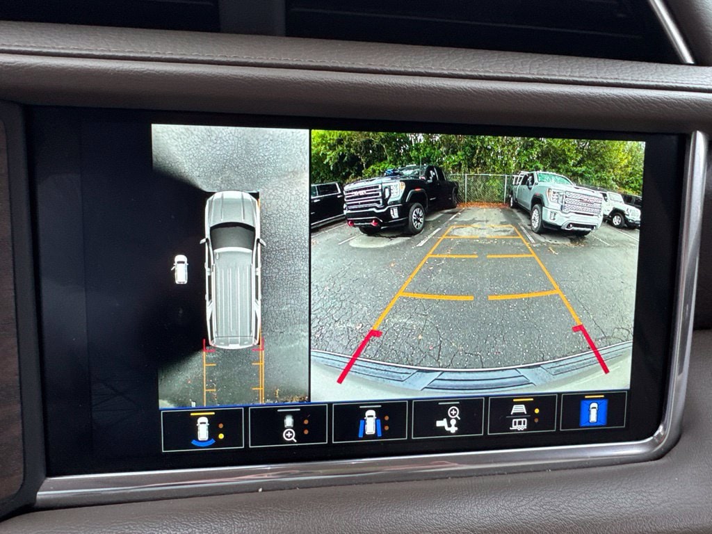 2022 GMC Yukon Denali - Photo 13