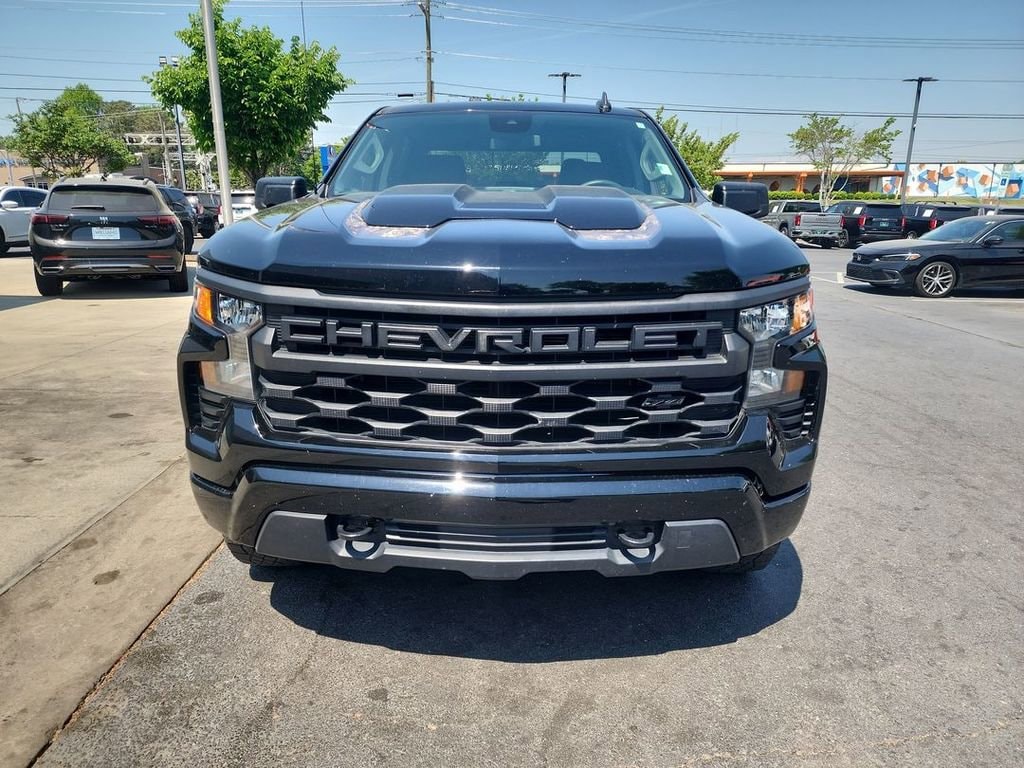 2024 Chevrolet Silverado 1500 Custom - Photo 3