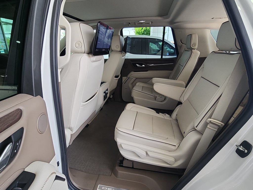 2021 GMC Yukon Denali - Photo 24