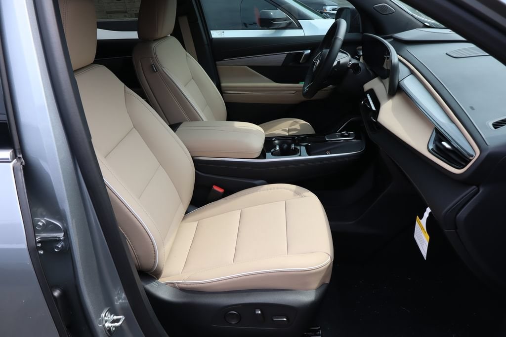 2026 Buick Enclave Preferred - Photo 25