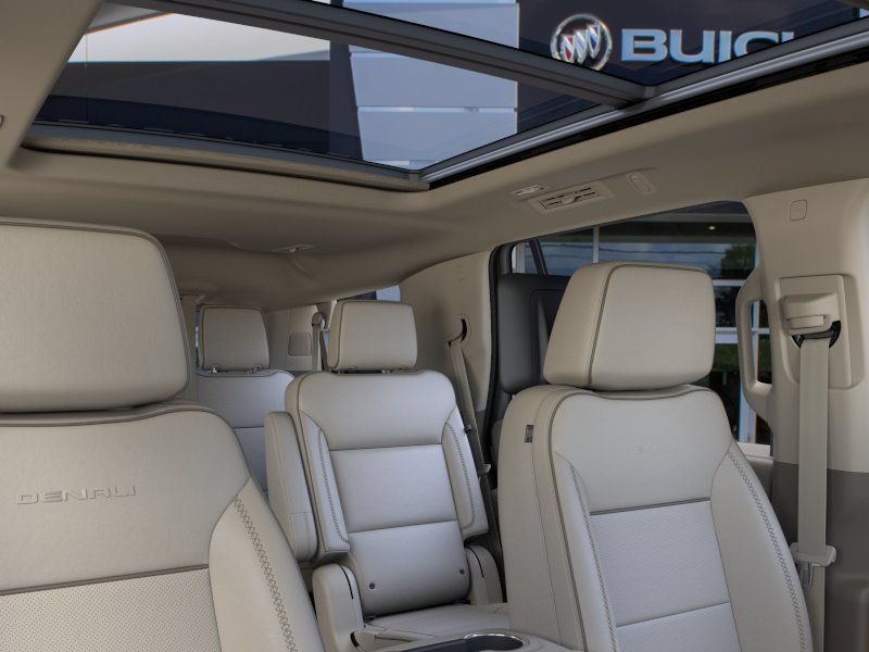 2026 GMC Yukon Denali - Photo 24