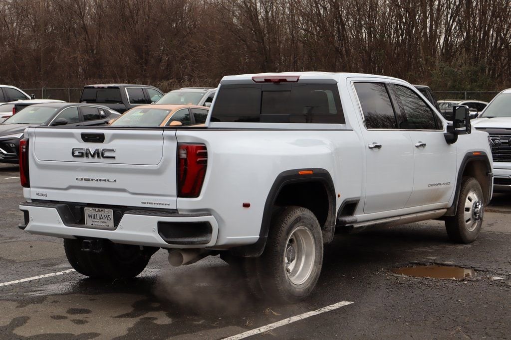 2026 GMC Sierra 3500HD Denali Ultimate - Photo 7