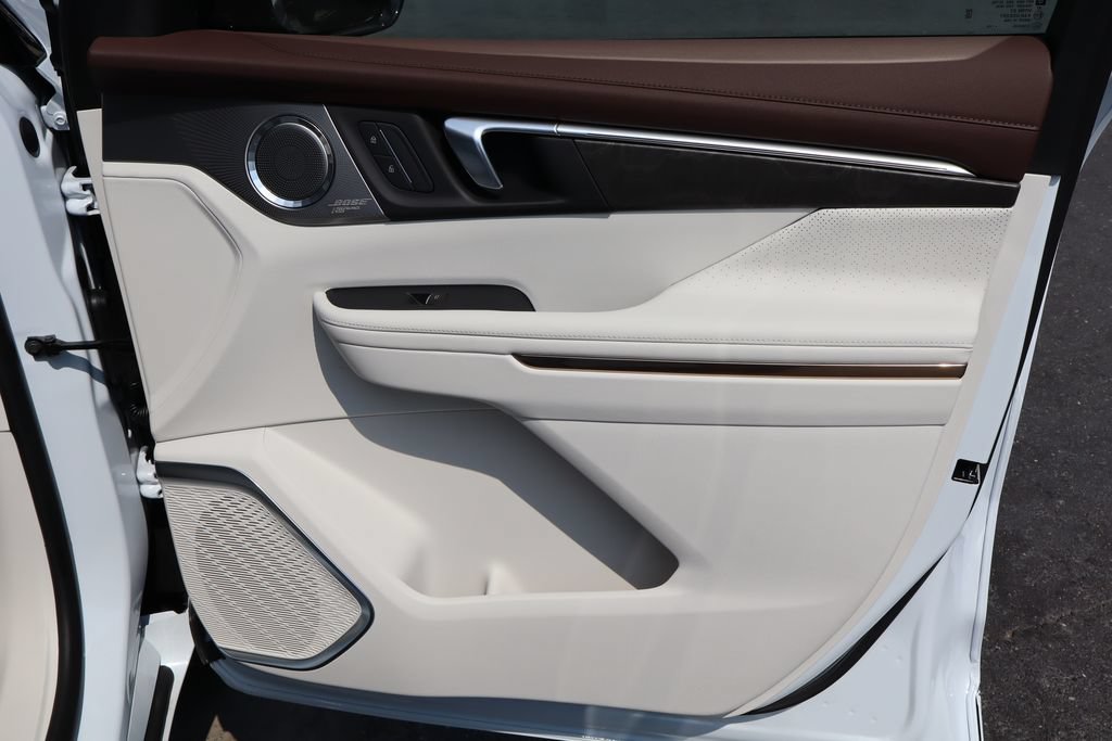 2026 Buick Enclave Avenir - Photo 25