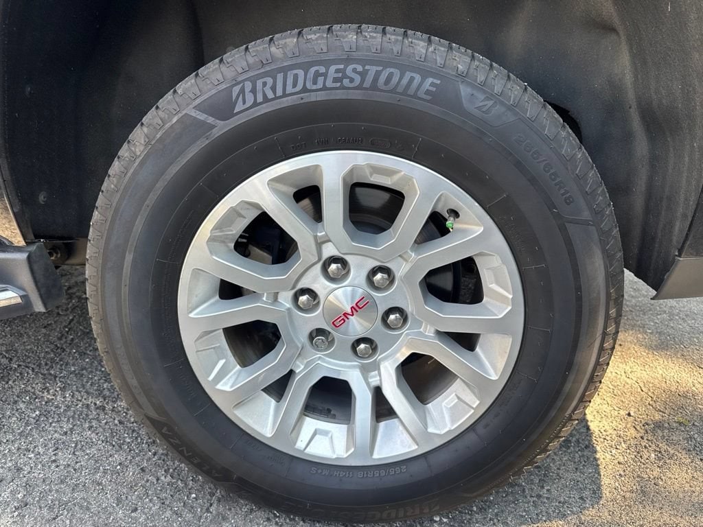 2020 GMC Yukon SLT - Photo 25