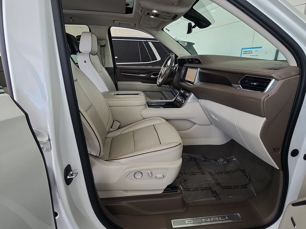 2021 GMC Yukon Denali - Photo 26