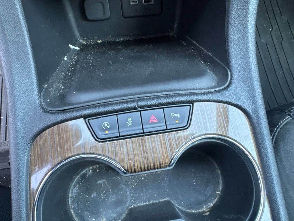 2020 GMC Acadia SLE - Photo 23