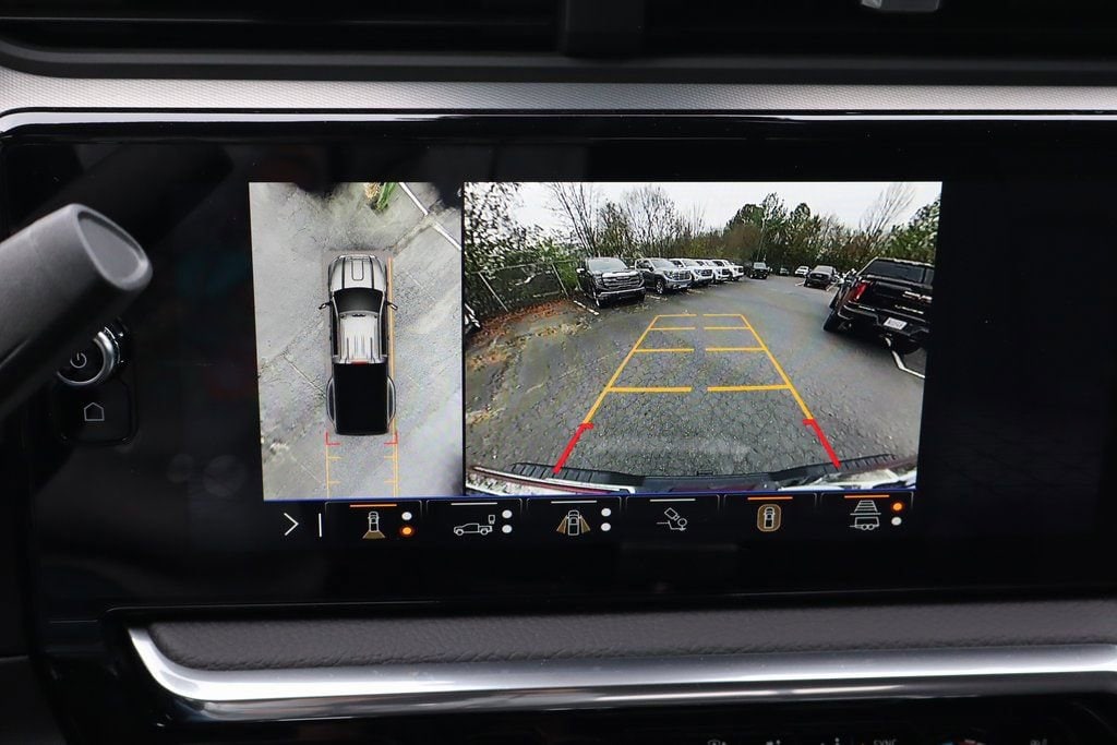 2026 GMC Sierra 3500HD Denali - Photo 18