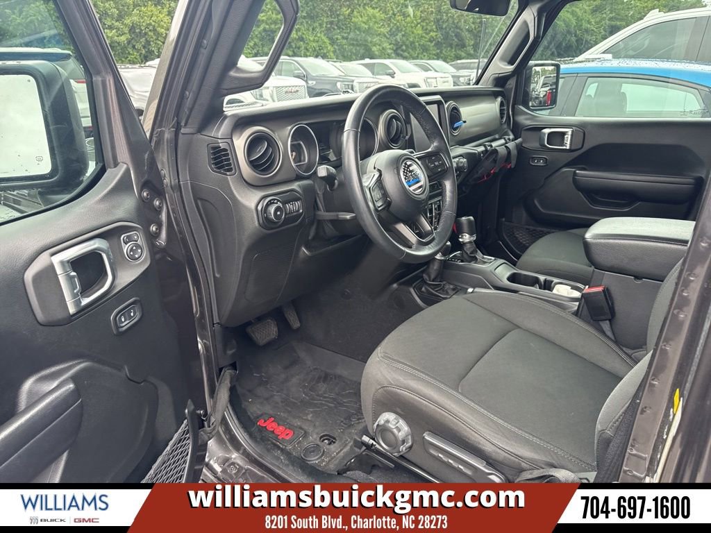 2021 Jeep Wrangler Sport S's photo