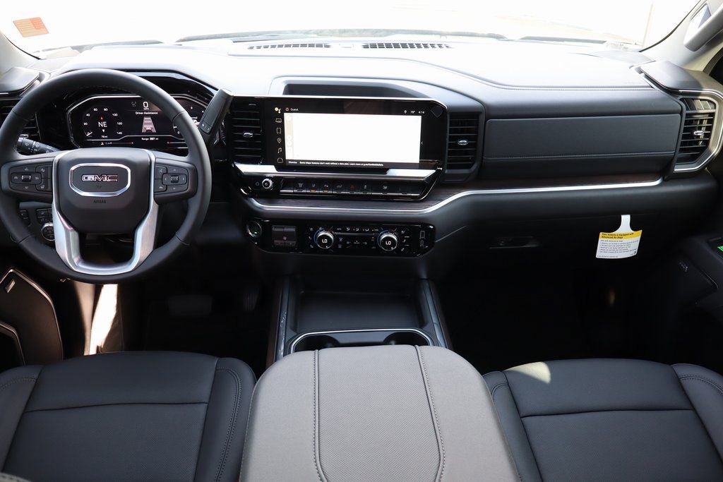2025 GMC Sierra 2500HD SLT - Photo 11