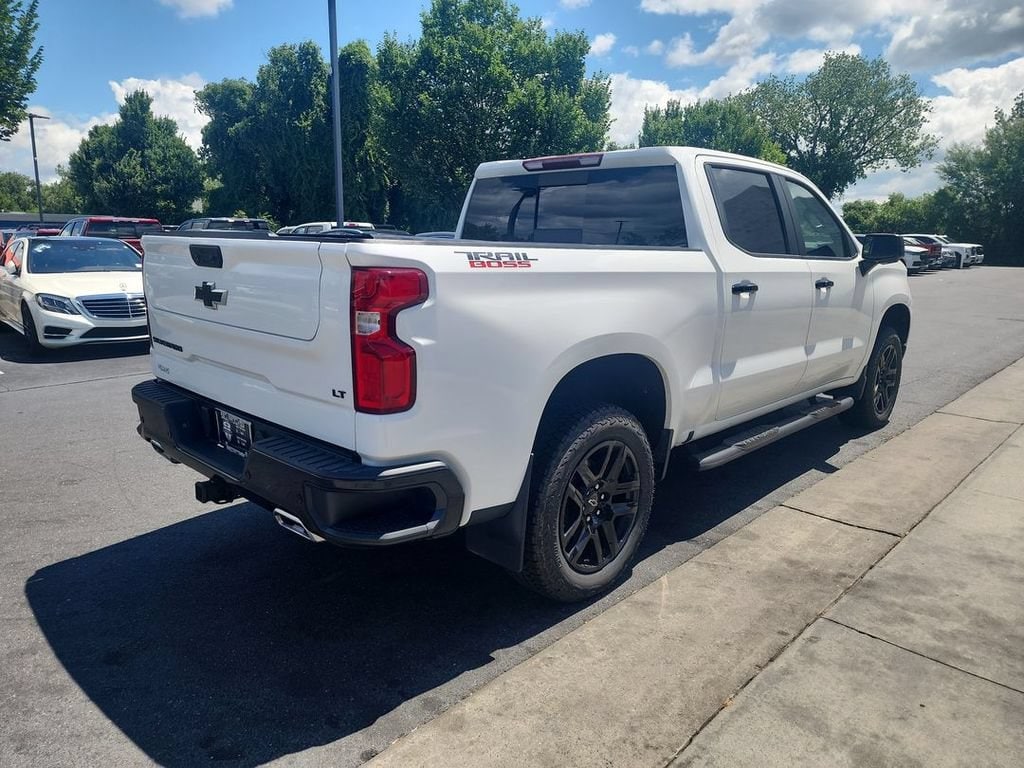 2022 Chevrolet Silverado 1500 LT Trail Boss - Photo 8