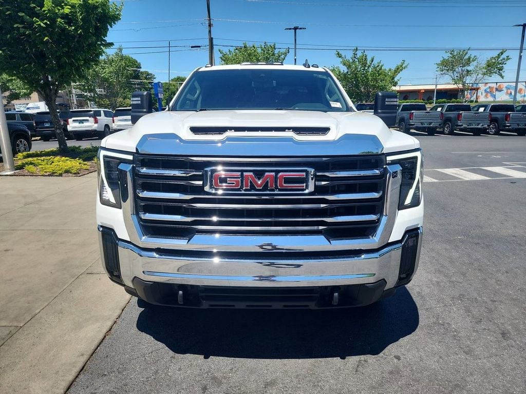 Used 2024 GMC Sierra 2500 HD SLE Truck