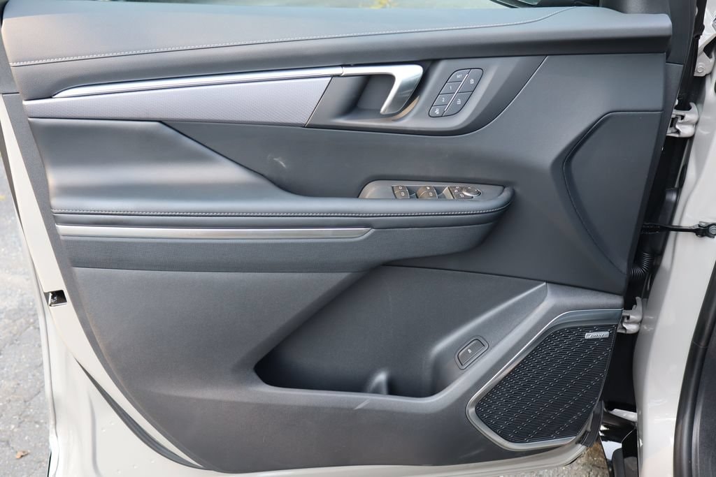2026 Buick Enclave Sport Touring - Photo 9