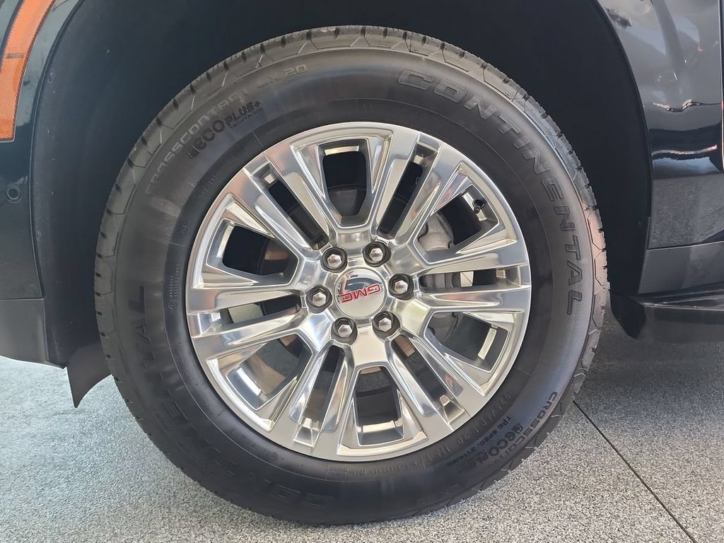2025 GMC Yukon XL Denali - Photo 33