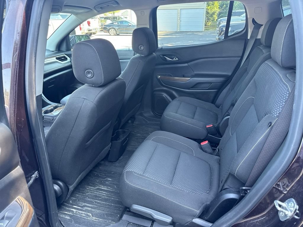2020 GMC Acadia SLE - Photo 17
