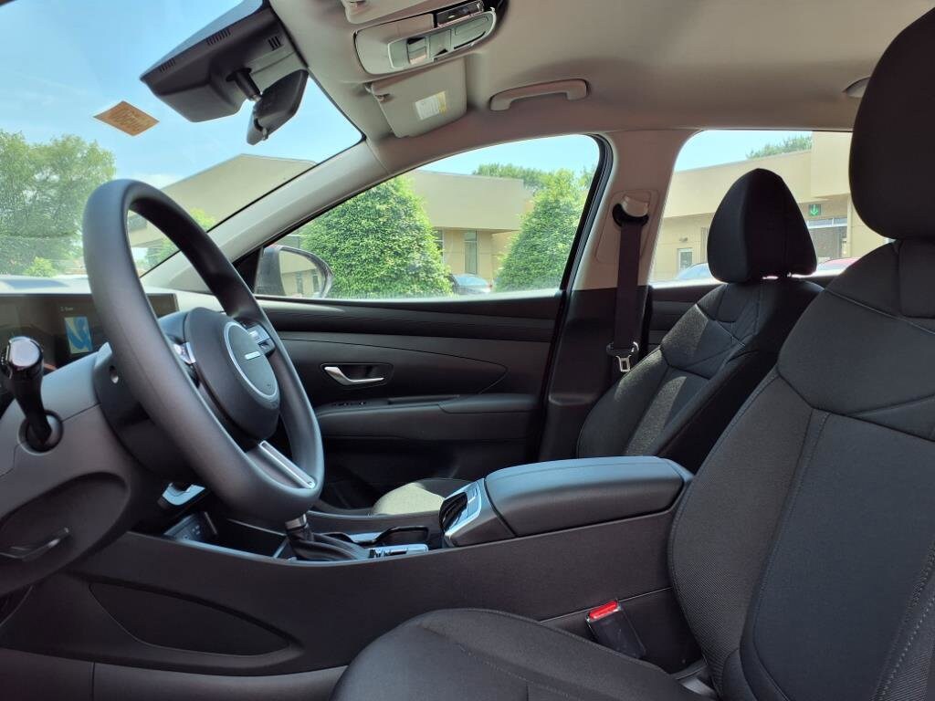 2025 Hyundai Tucson SE - Photo 7